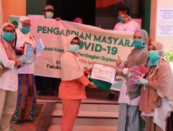 FKIK UIN Alauddin Bagikan Masker Gratis ke Tenaga Medis dan Warga