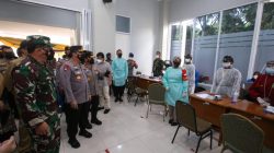 Panglima TNI dan Kapolri Ajak Civitas Akademik, Pemuda hingga Ormas Terlibat Aktif Percepat Vaksinasi