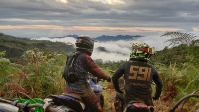 Komunitas No Road No Problem Jajal Puncak Bawakaraeng Pakai Yamaha WR 155