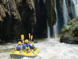 Wisata Rafting: Petualangan Seru Menyusuri Arus Sungai