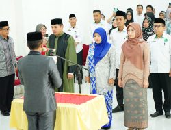 Lantik 2 Pejabat Struktural, Kakan Kemenag Pangkep Ingatkan Peningkatan Kualitas Kinerja
