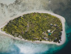Menemukan Keajaiban Alam Pulau Tersembunyi: Liburan di Tempat yang Belum Banyak Dijamah Wisatawan