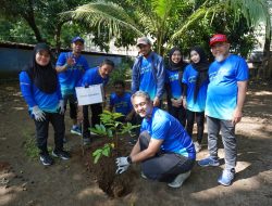 Peringati Hari Menanam Pohon Indonesia 2025, PLN UIP3B Sulawesi Bagikan 200 Bibit Tanaman dalam Green Generation #2