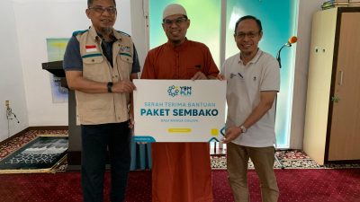 YBM PLN UIP3B Sulawesi Berkolaborasi dengan Relawan Tebar Maslahat Gelar Safari Dakwah dan Tebar Paket Sembako di Pelosok Gowa