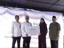 Dukung UMKM Sejahtera, LPS Hadir di Kampung Karabba Berikan Sarana Usaha Dagang