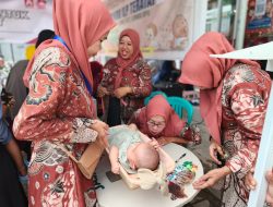 Alfamidi Edukasi Nutrisi Tepat Usia bagi Ratusan Keluarga Balita di Gowa