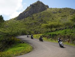 Tuntaskan Etape Perdana Celebes Expedition, Gear Ultima Jajal Pesisir Selatan Sulawesi hingga Negeri di Atas Awan Toraja