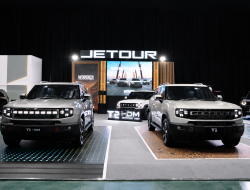 Pilihan Adventure PHEV SUV, JETOUR T2 i-DM Resmi Diperkenalkan di GIIAS Makassar 2026